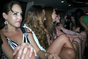 oldmanwithgirlsexzoo