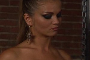 zozo另类女人zozo