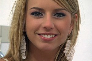 欧美亚洲耄耋xxse